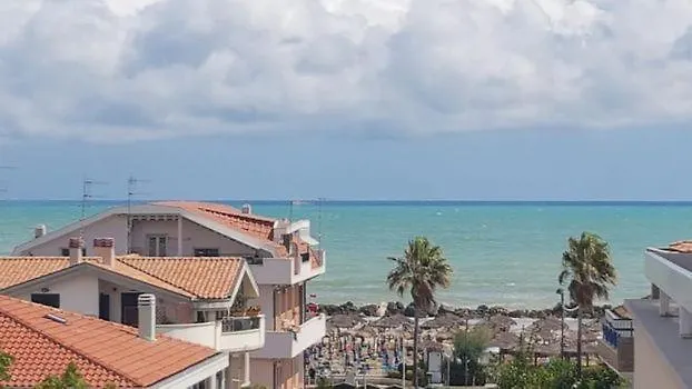 Sapore Di Mare Apartamento